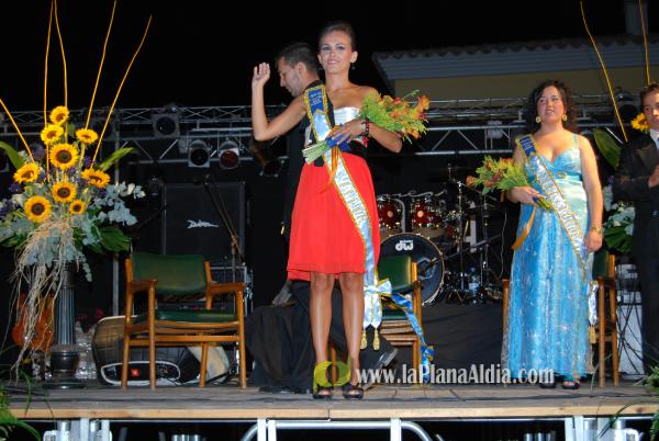 Presentación reina y damás Barrio San Ramón