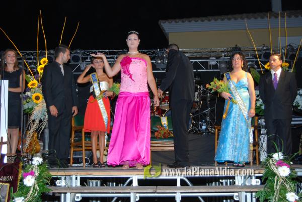 Presentación reina y damás Barrio San Ramón