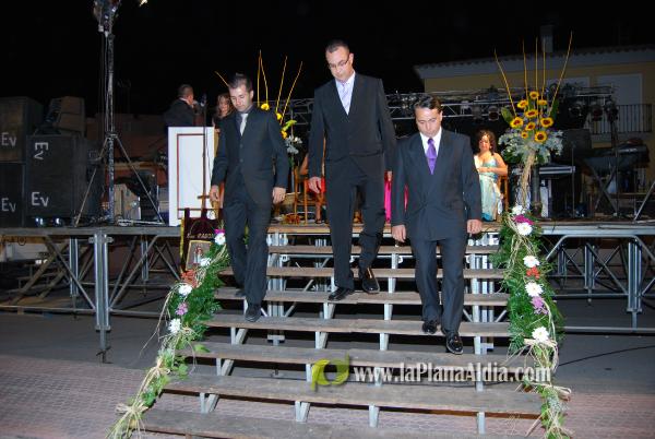 Presentación reina y damás Barrio San Ramón