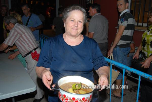 La cena de \'pa i porta\', acto central del fin de semana en San Ramón