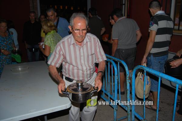 La cena de \'pa i porta\', acto central del fin de semana en San Ramón