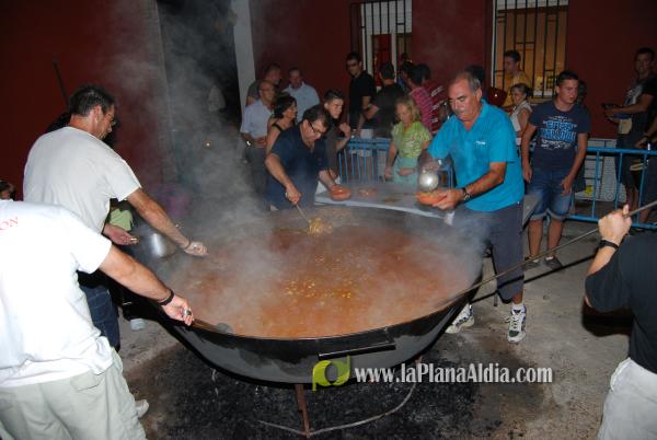 La cena de \'pa i porta\', acto central del fin de semana en San Ramón
