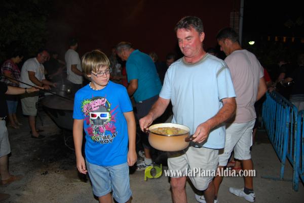 La cena de \'pa i porta\', acto central del fin de semana en San Ramón