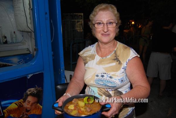La cena de \'pa i porta\', acto central del fin de semana en San Ramón