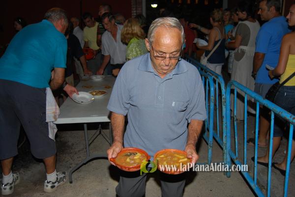 La cena de \'pa i porta\', acto central del fin de semana en San Ramón