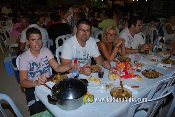 La cena de \'pa i porta\', acto central del fin de semana en San Ramón