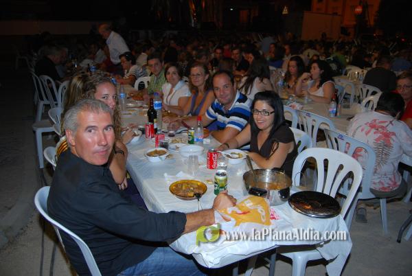 La cena de \'pa i porta\', acto central del fin de semana en San Ramón