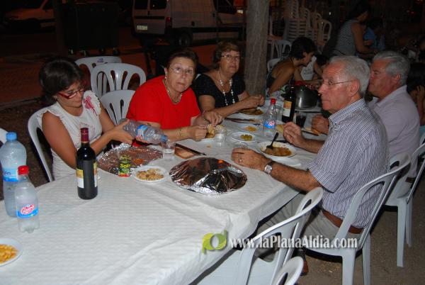 La cena de \'pa i porta\', acto central del fin de semana en San Ramón