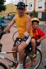 �?xito de convocatoria en la marcha ciclista organizada en el barrio de San Ramón