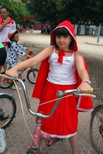 �?xito de convocatoria en la marcha ciclista organizada en el barrio de San Ramón