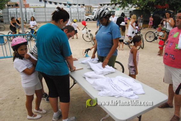 �?xito de convocatoria en la marcha ciclista organizada en el barrio de San Ramón