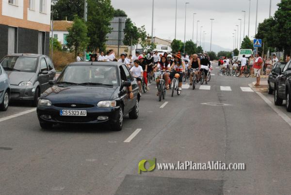 �?xito de convocatoria en la marcha ciclista organizada en el barrio de San Ramón