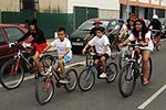 �?xito de convocatoria en la marcha ciclista organizada en el barrio de San Ramón