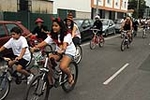 �?xito de convocatoria en la marcha ciclista organizada en el barrio de San Ramón