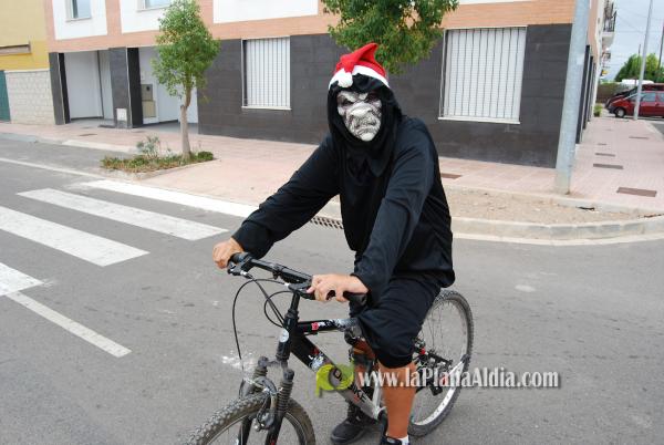 �?xito de convocatoria en la marcha ciclista organizada en el barrio de San Ramón