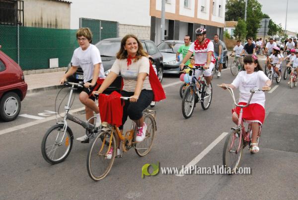 �?xito de convocatoria en la marcha ciclista organizada en el barrio de San Ramón