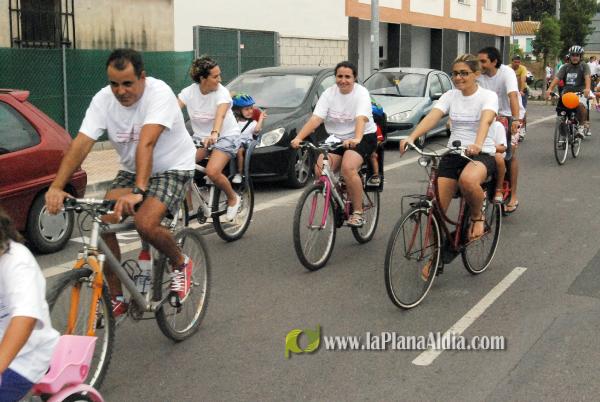 �?xito de convocatoria en la marcha ciclista organizada en el barrio de San Ramón