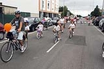 �?xito de convocatoria en la marcha ciclista organizada en el barrio de San Ramón