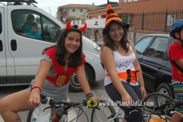 �?xito de convocatoria en la marcha ciclista organizada en el barrio de San Ramón