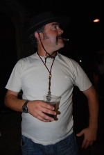Los disfraces copan la noche festiva.