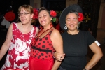 Los disfraces copan la noche festiva.
