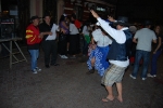 Los disfraces copan la noche festiva.