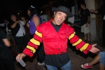 Los disfraces copan la noche festiva.