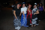 Los disfraces copan la noche festiva.