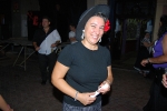 Los disfraces copan la noche festiva.