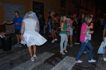 Los disfraces copan la noche festiva.