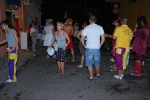 Los disfraces copan la noche festiva.