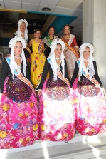Desfile Reinas falleras y Cortes de Honor