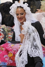El Barri València logra el primer premio en las carrozas de la Batalla de Flors