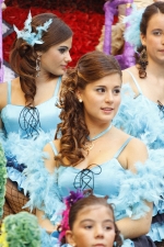 El Barri València logra el primer premio en las carrozas de la Batalla de Flors