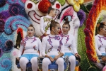 El Barri València logra el primer premio en las carrozas de la Batalla de Flors