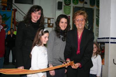 El Barrio Valencia recoge la historia de sus comisiones infantiles en una exposicin grfica.