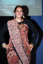 Desfile de moda organizado por la falla Barri d\'Onda