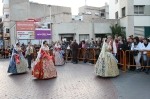 La Vall ofrece flores a la 