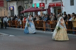 La Vall ofrece flores a la 