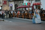 La Vall ofrece flores a la 