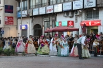 La Vall ofrece flores a la 