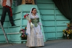 La Vall ofrece flores a la 