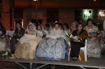 La Vall ofrece flores a la 