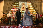 La Vall ofrece flores a la 