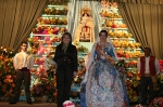 La Vall ofrece flores a la 