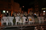 La Vall ofrece flores a la 