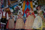 La vuelta oficial a las fallas y el nombramiento de falleras de honor centran los actos del día.