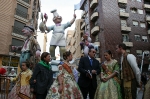 El presidente de la diputación visita la falla ganadora de La Vall d'Uixó.