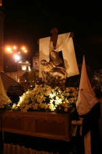 La procesión del Silencio desfiló por las calles de la ciudad