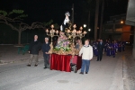 El silencio marca la procesión del Santo Entierro